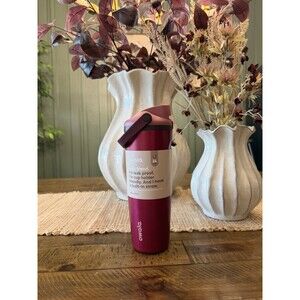 Owala 30oz FreeSip Sway Water Bottle Poinsettia Holiday 2025 Rare NEW